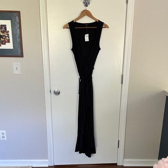 Banana Republic Black Maxi Dress - Picture 1 of 3